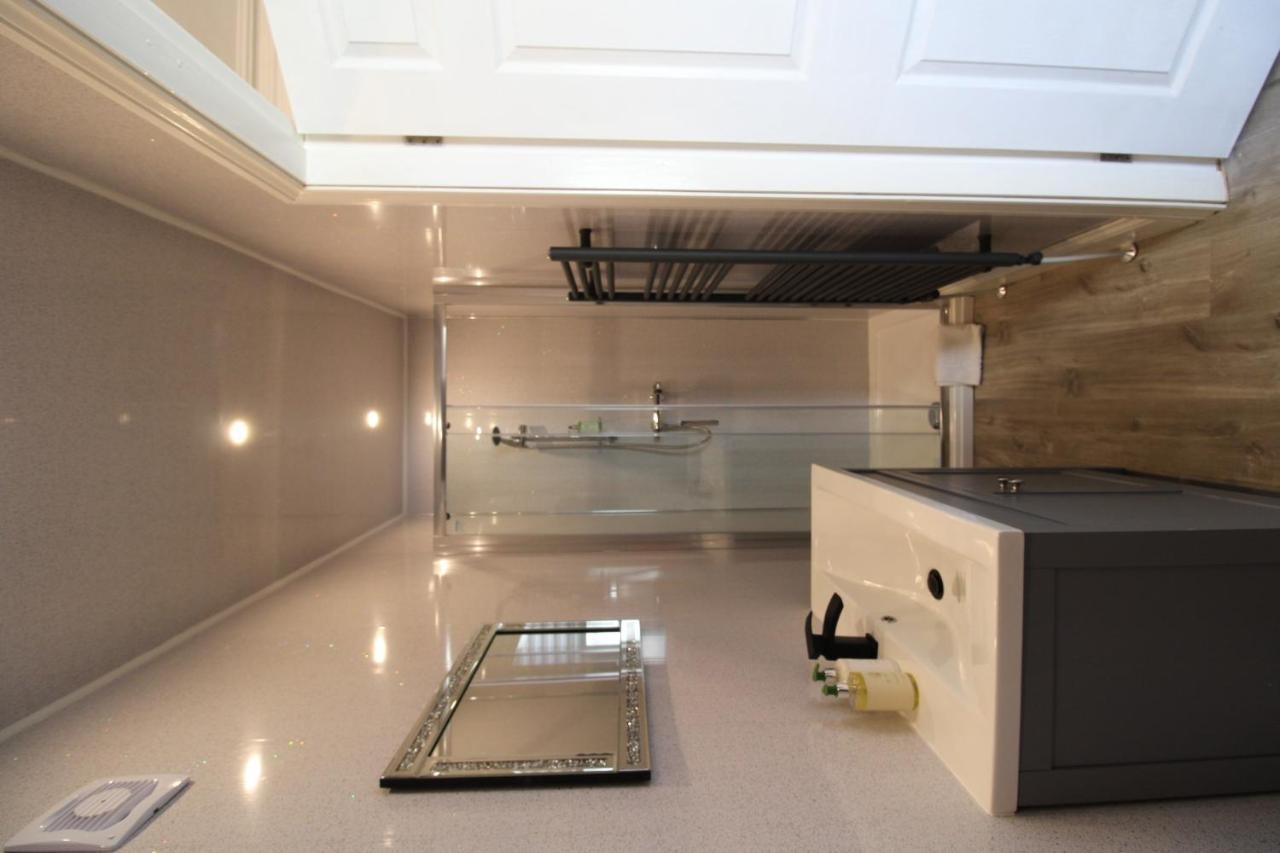 The Gwydir Ground Floor Studio ลันดิดโน ภายนอก รูปภาพ