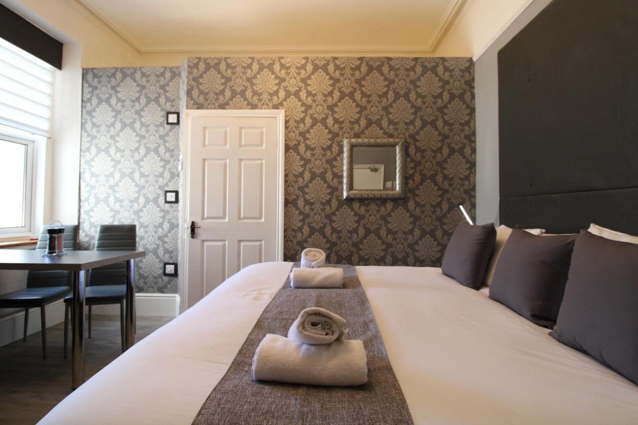 The Gwydir Ground Floor Studio ลันดิดโน ภายนอก รูปภาพ